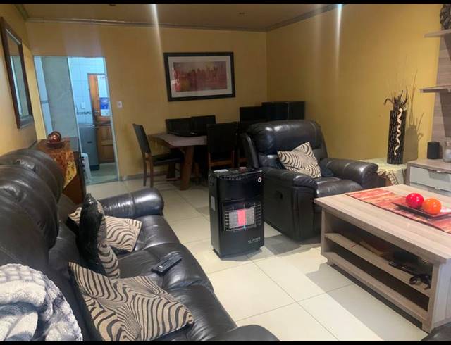 1 BEDROOM HOUSE FOR SALE IN CHLOORKOP